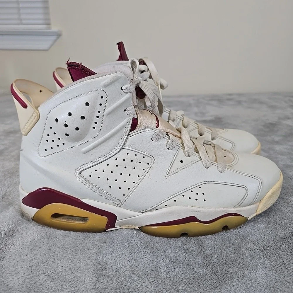 Air Jordan 6  Shoe Mens 9 Retro Maroon/White Sportwear Basketball‎ Streetwear
